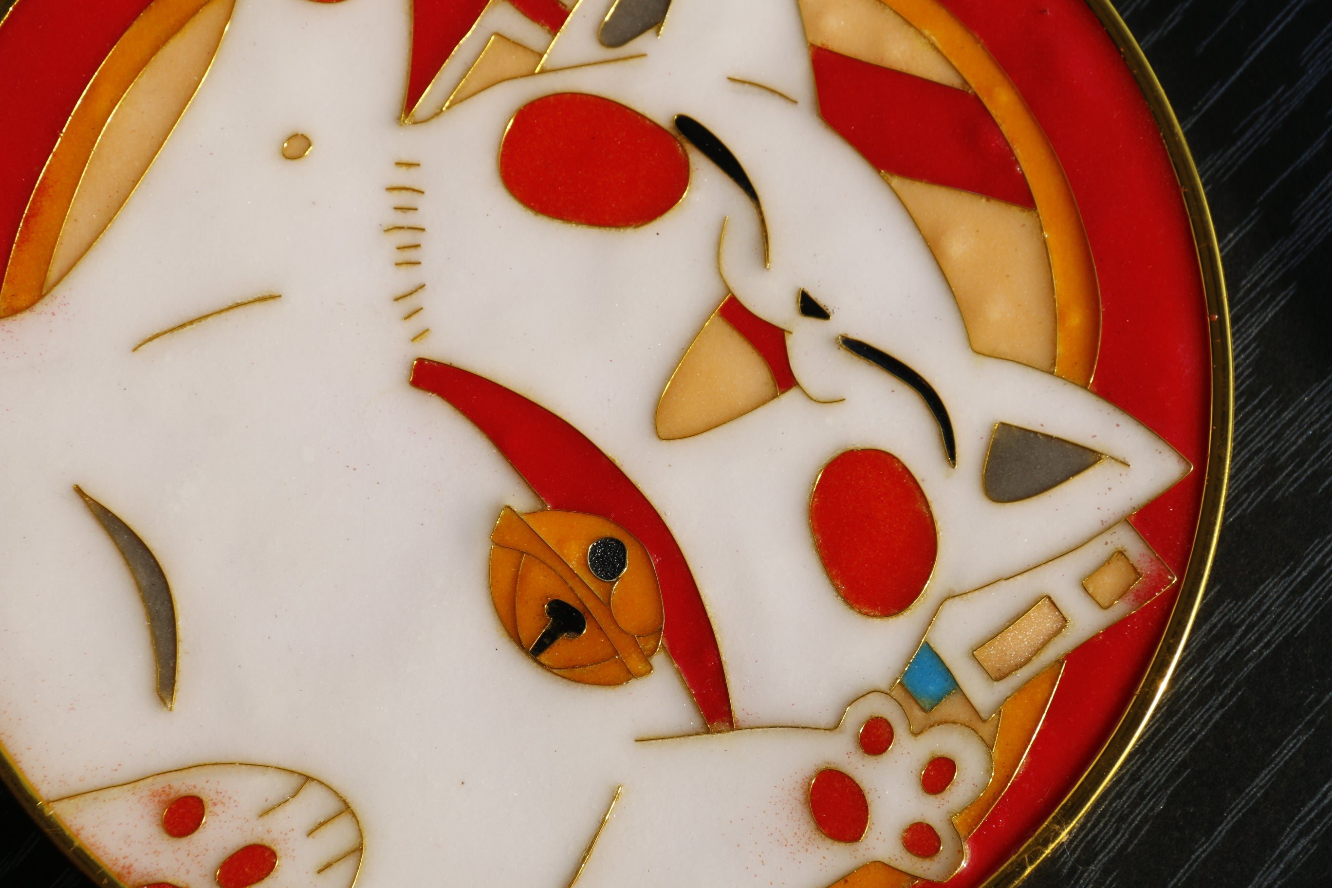 【Fortune Cat】Enameled Decorative Plate / Collectible